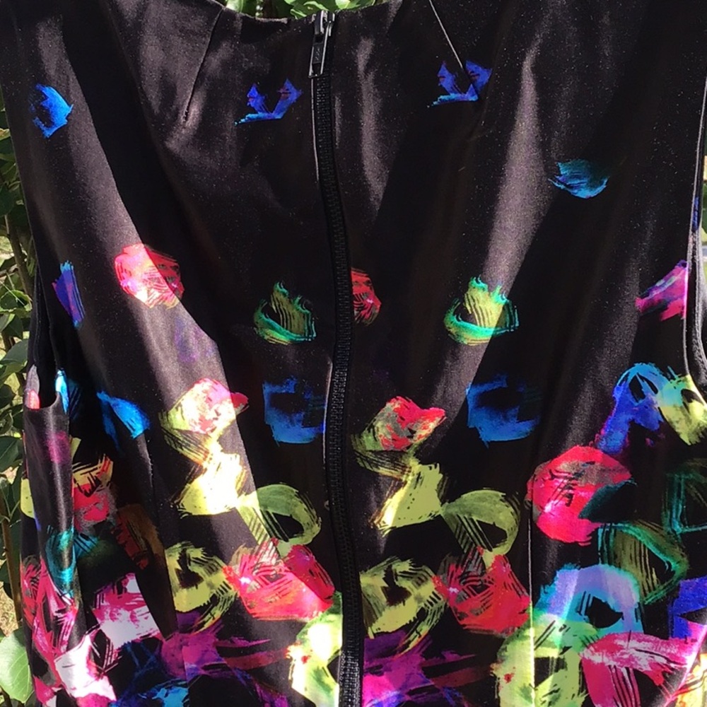 Millly Graffiti Black Abstract Multi Colored Flow… - image 5